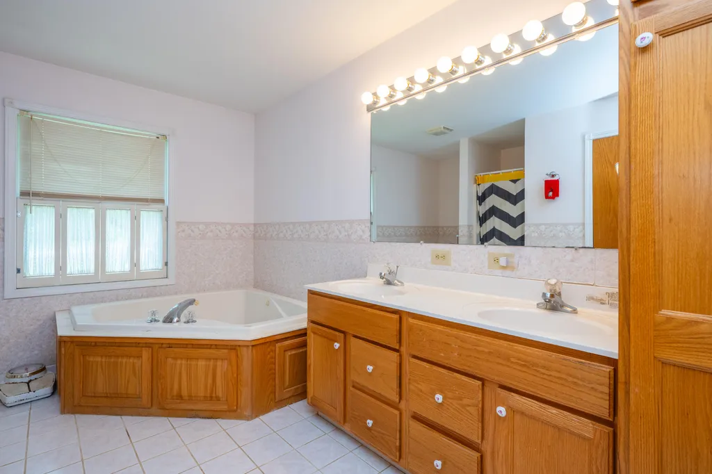 8535 Eau Claire Road Berrien Township MI 49102
