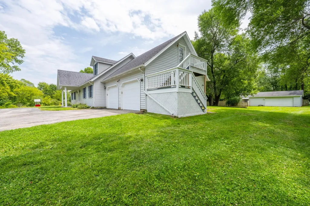 8535 Eau Claire Road Berrien Township MI 49102