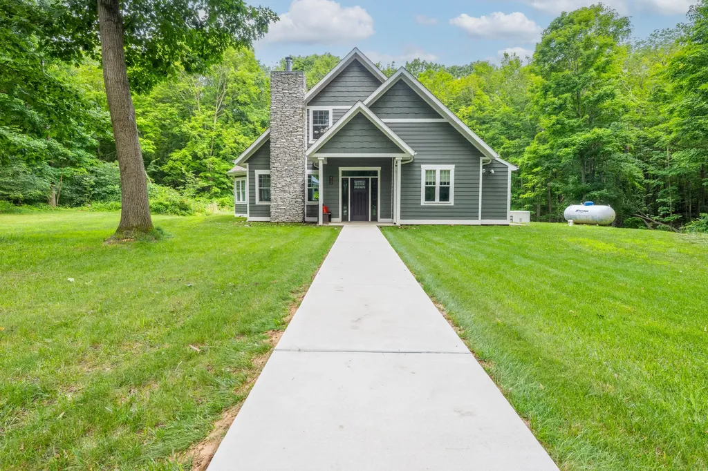 412 63rd Street Casco Township MI 49090