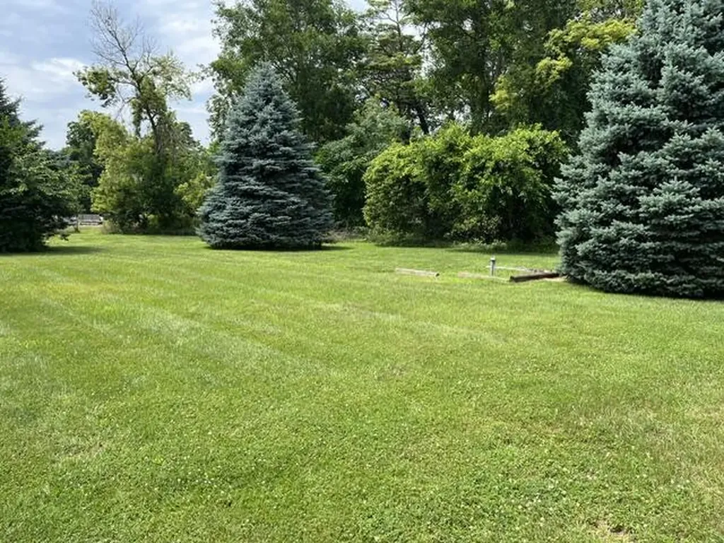 8777 Red Arrow Highway Watervliet Township MI 49098