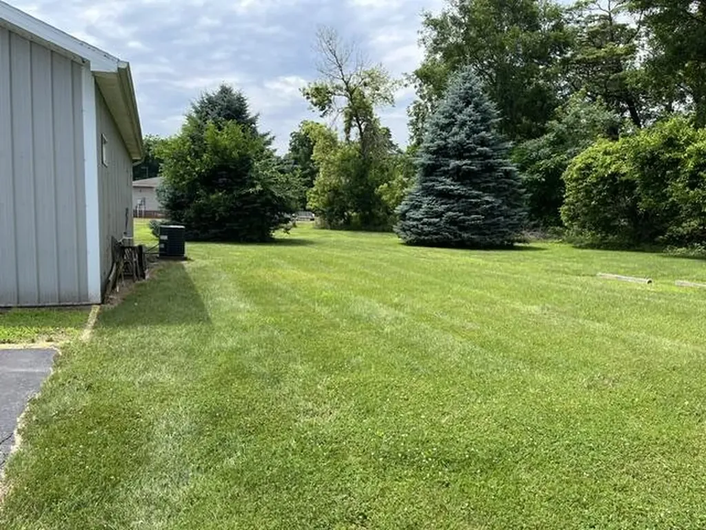 8777 Red Arrow Highway Watervliet Township MI 49098