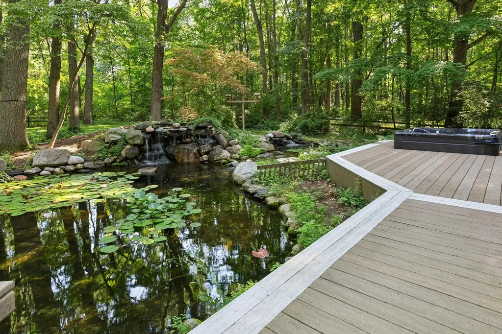 2705 W Glenlord Road Lincoln Charter Township MI 49127