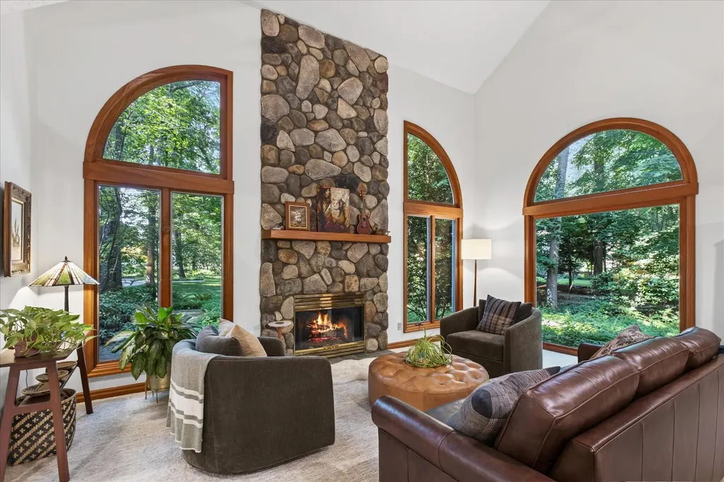 2705 W Glenlord Road Lincoln Charter Township MI 49127