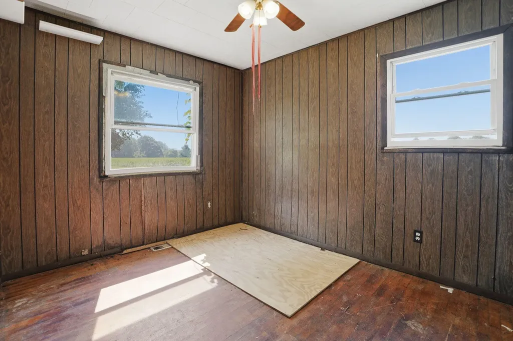58989 48th Street Lawrence Township MI 49064