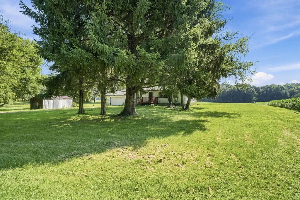 58989 48th Street Lawrence Township MI 49064