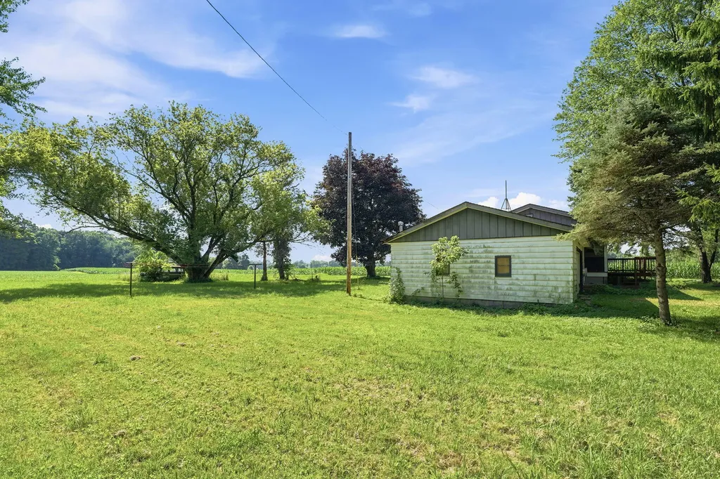 58989 48th Street Lawrence Township MI 49064