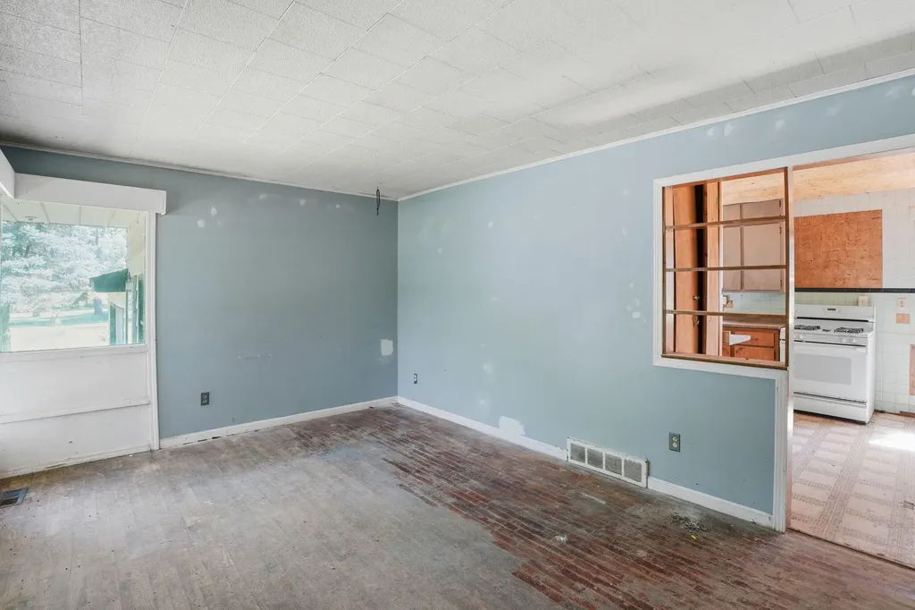 58989 48th Street Lawrence Township MI 49064