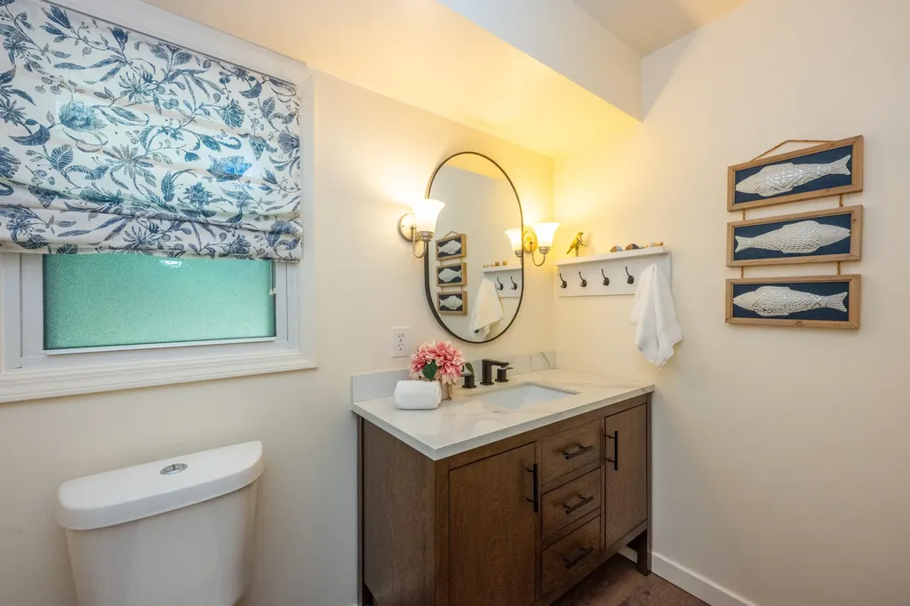 2240 Pleasant Hill Drive Norton Shores City MI 49441