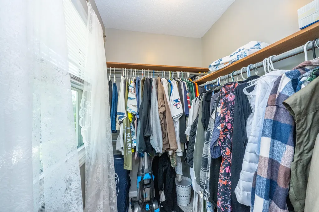 2240 Pleasant Hill Drive Norton Shores City MI 49441