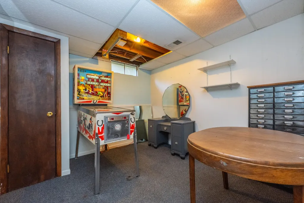 2240 Pleasant Hill Drive Norton Shores City MI 49441