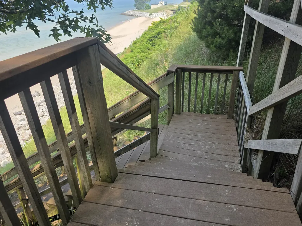 2240 Pleasant Hill Drive Norton Shores City MI 49441
