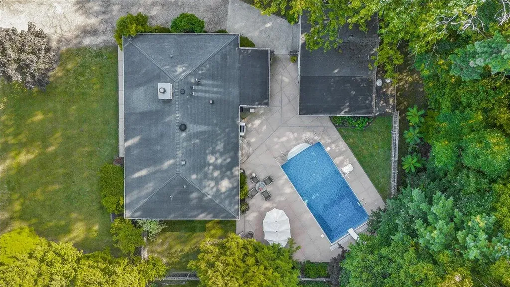 12150 Dunes Road Chikaming Township MI 49125