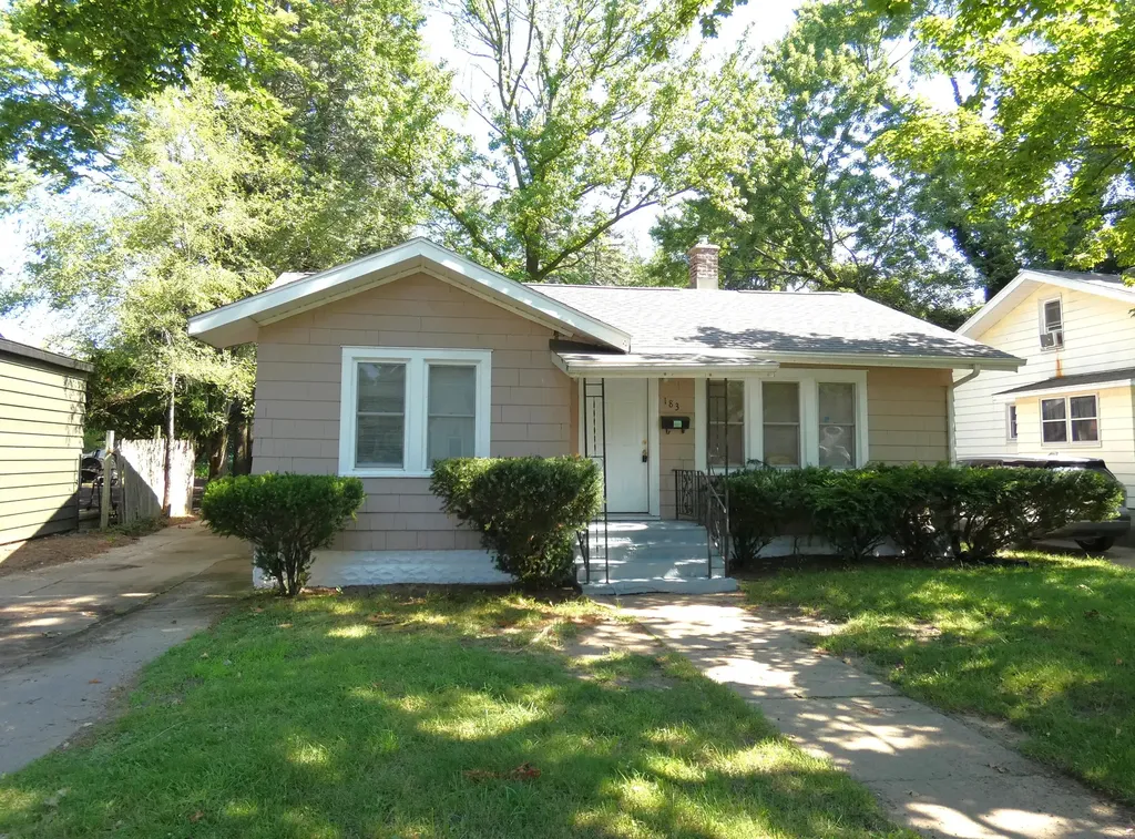 183 Searles Avenue Benton Harbor City MI 49022