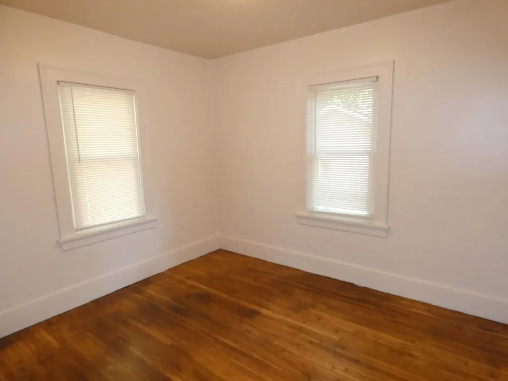 183 Searles Avenue Benton Harbor City MI 49022