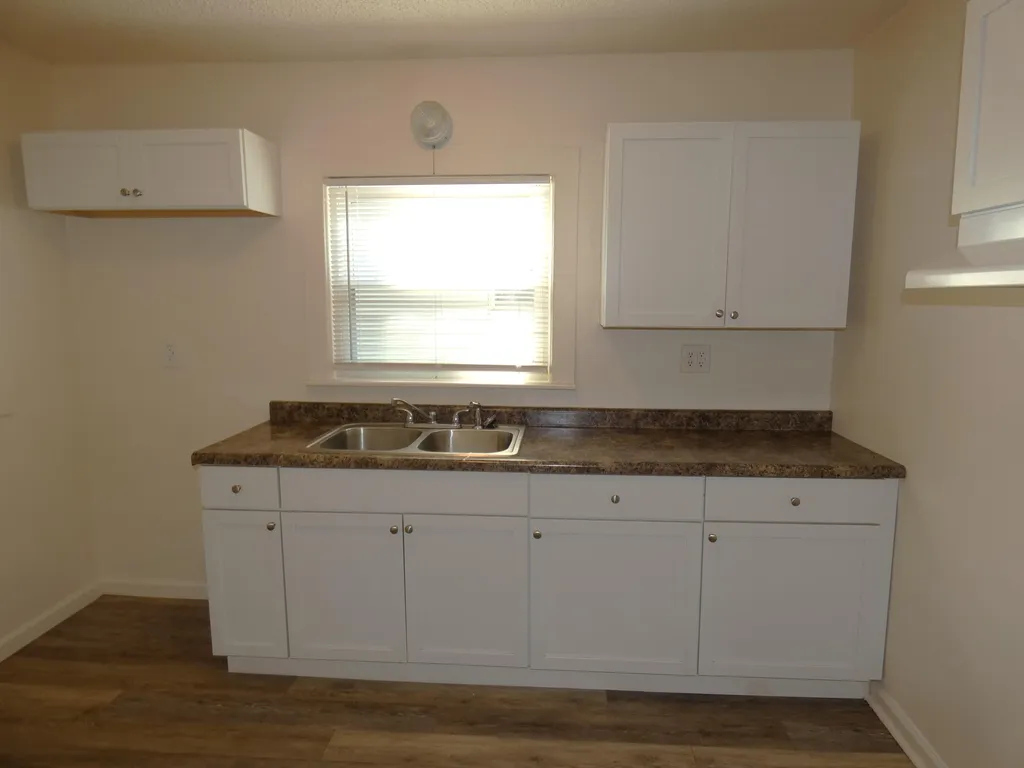183 Searles Avenue Benton Harbor City MI 49022