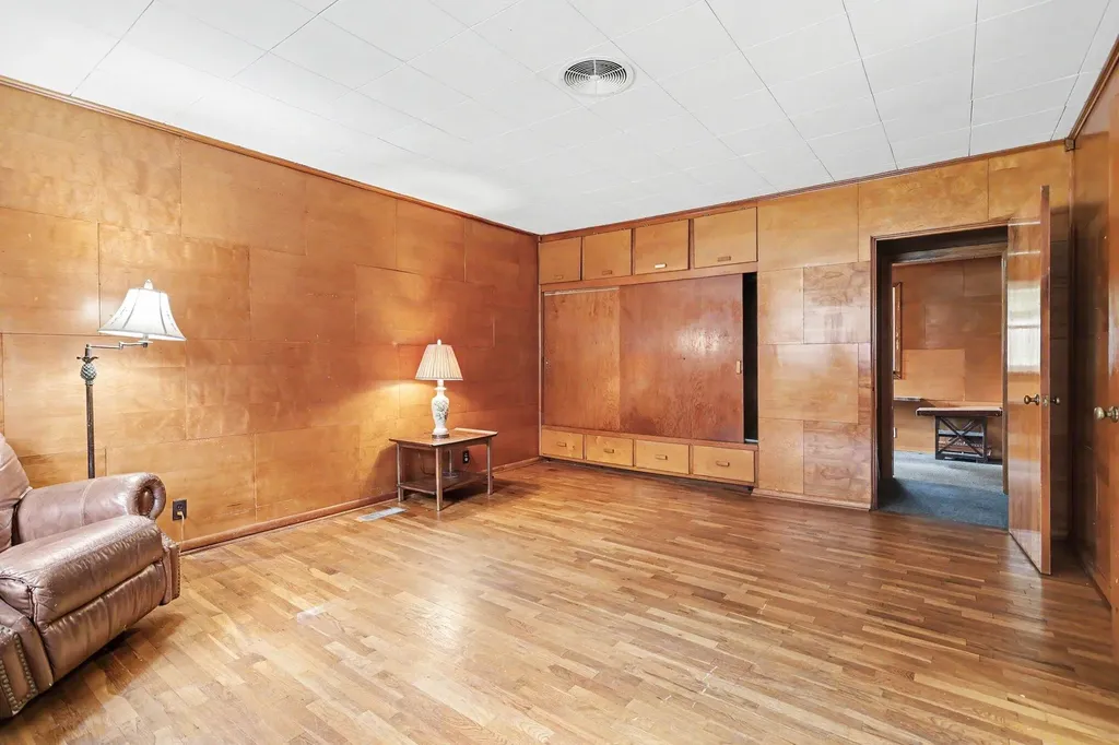 69179 Section Street Edwardsburg Village MI 49112
