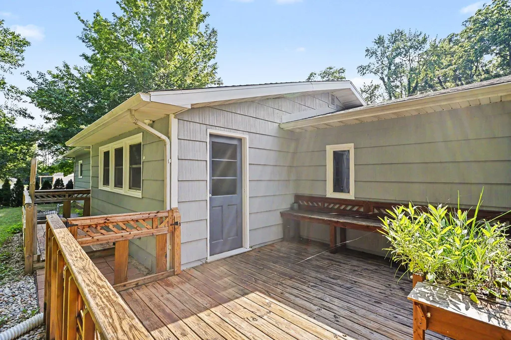 69179 Section Street Edwardsburg Village MI 49112