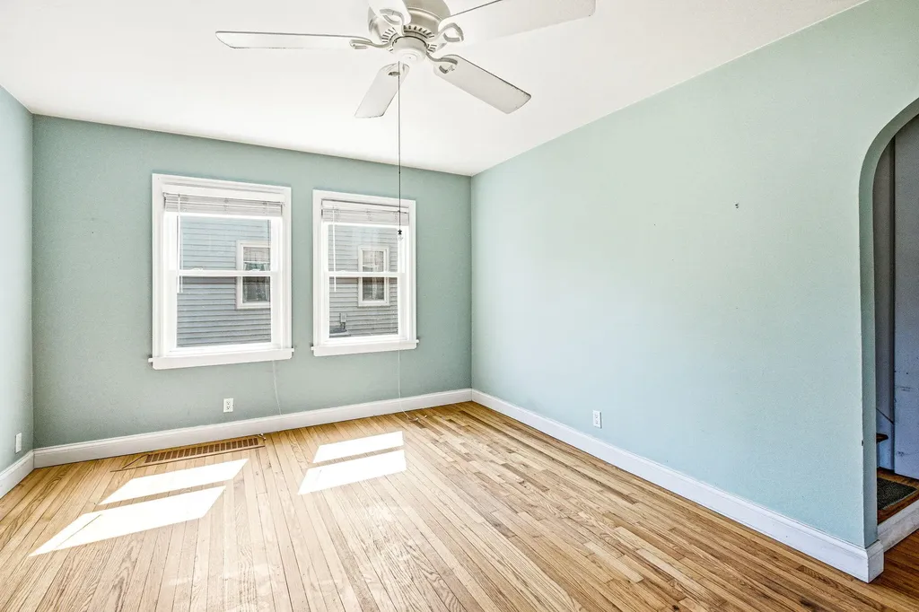 912 Kingsley Avenue St. Joseph City MI 49085