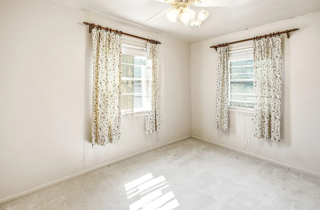 912 Kingsley Avenue St. Joseph City MI 49085