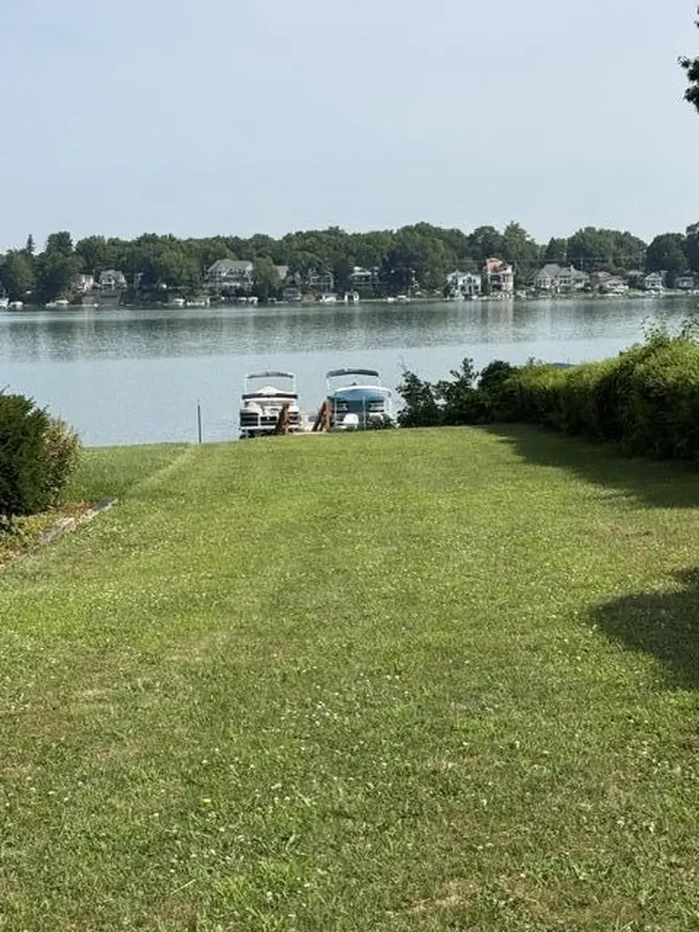 68889 6th Street Ontwa Township MI 49112