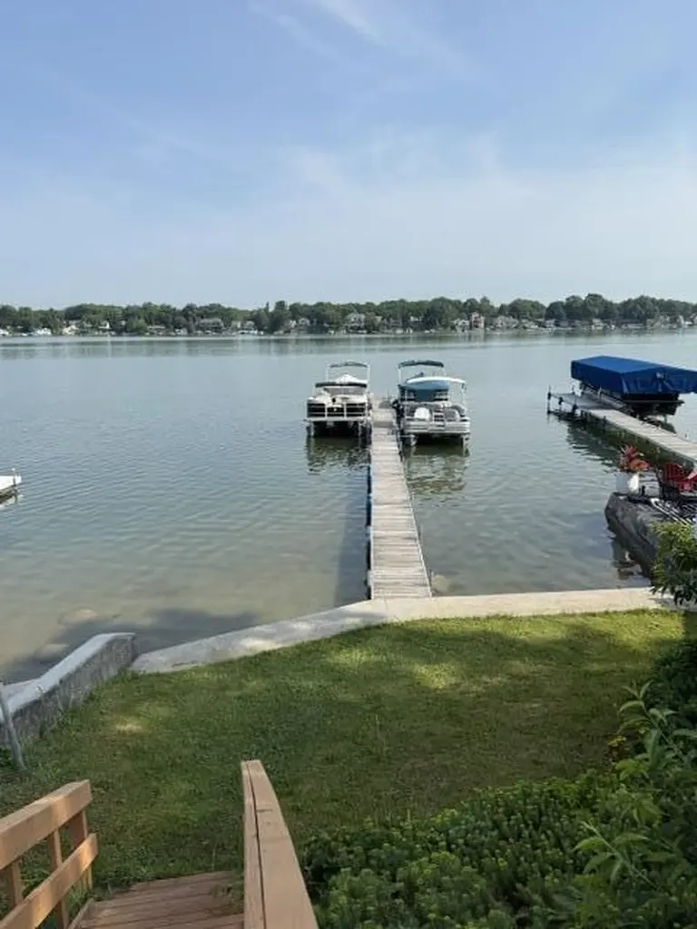 68889 6th Street Ontwa Township MI 49112