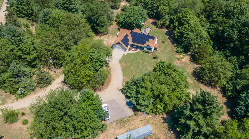 87 67th Street Casco Township MI 49090
