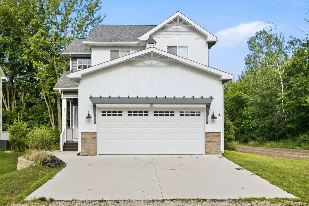 480 Mcmullan Way Casco Township MI 49090