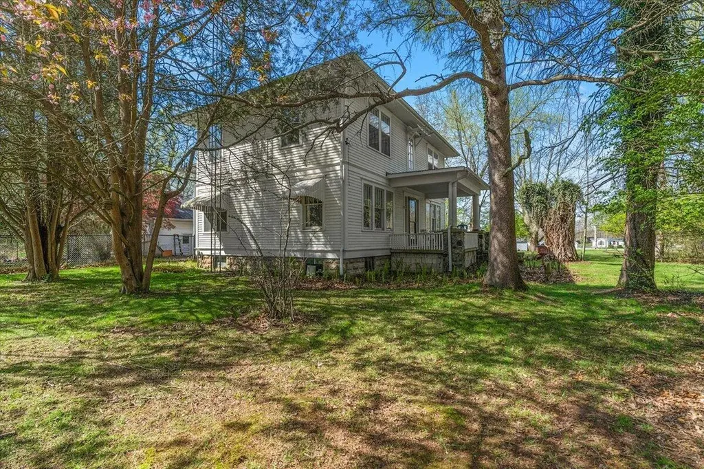 7038 Little Paw Paw Lake Road Coloma Charter Township MI 49038