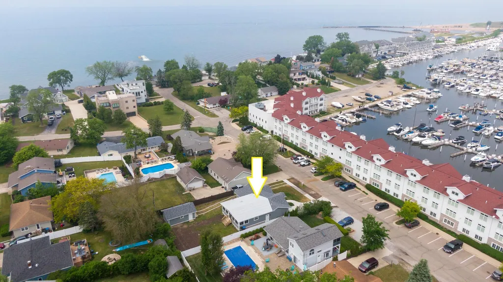 340 N Berrien Street New Buffalo City MI 49117