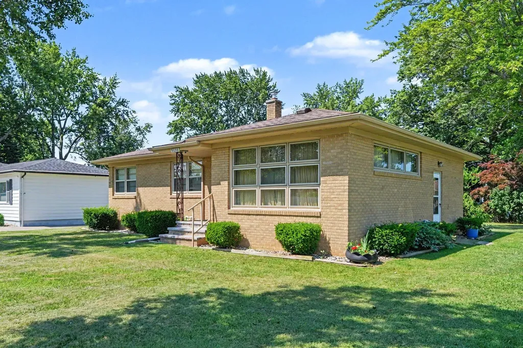 9058 4th Street Baroda Village MI 49101
