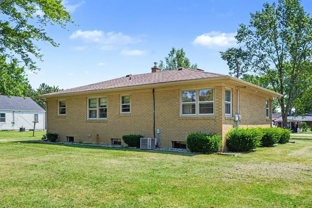 9058 4th Street Baroda Village MI 49101