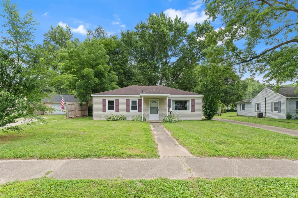 2129 Lewis Drive Niles Township MI 49120