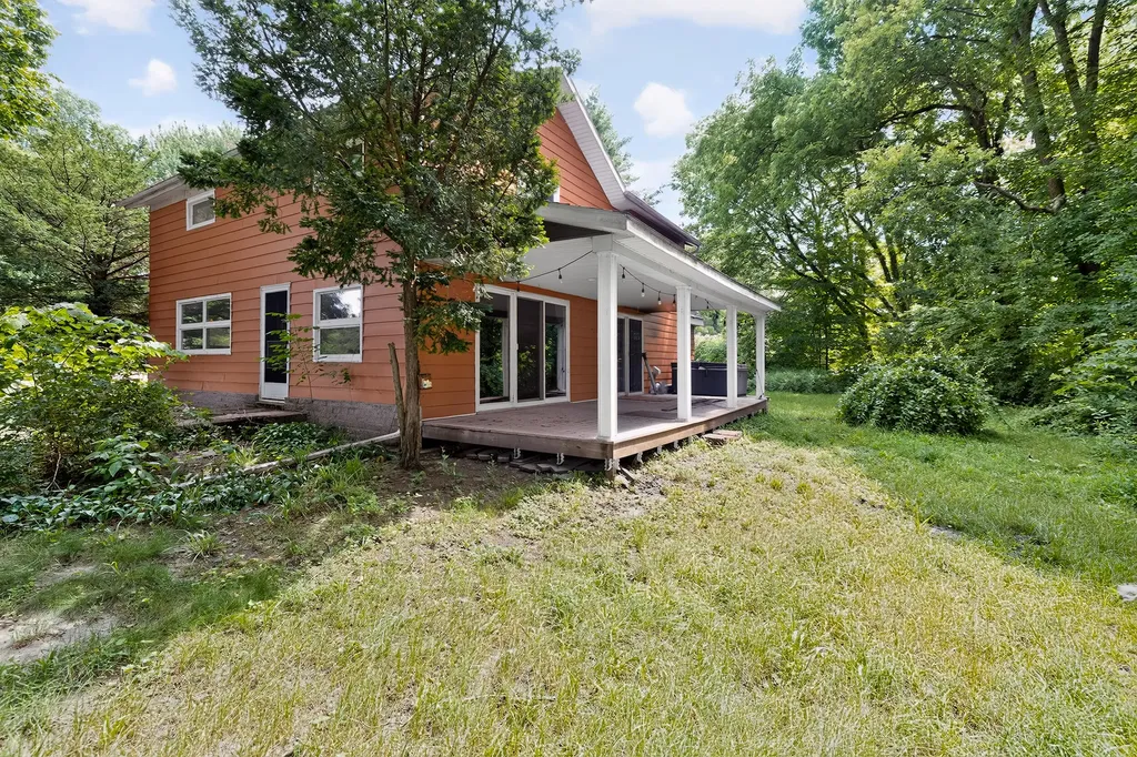 11218 N River Road Constantine Township MI 49042