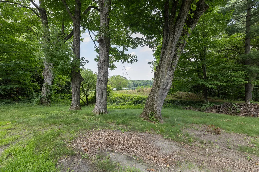 11218 N River Road Constantine Township MI 49042