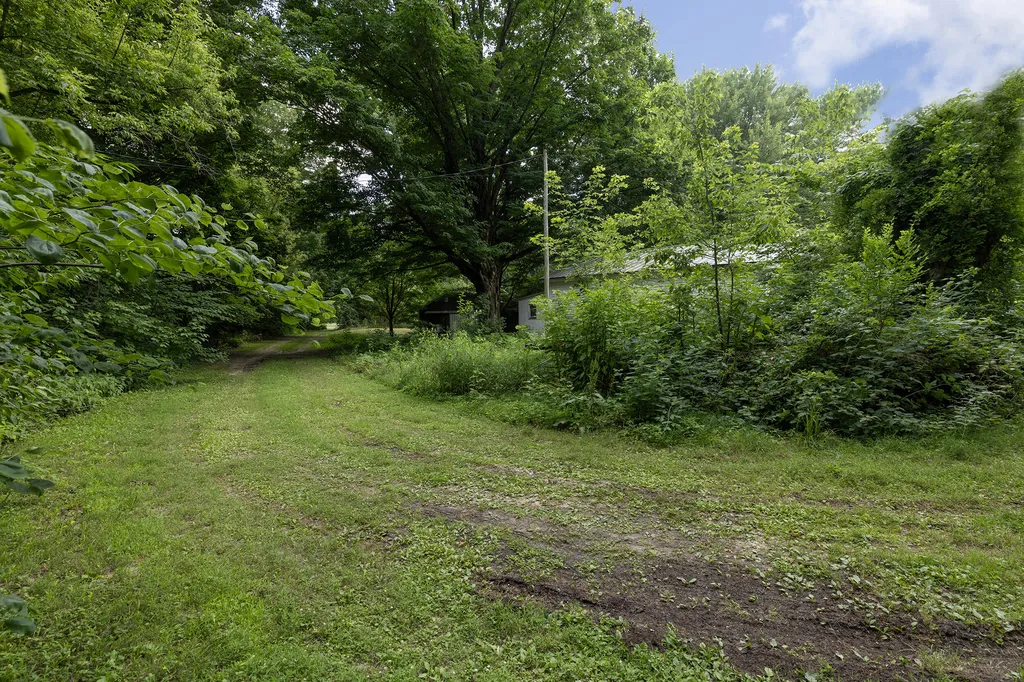 11218 N River Road Constantine Township MI 49042