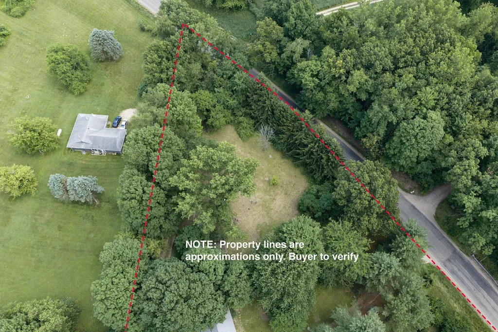 11218 N River Road Constantine Township MI 49042