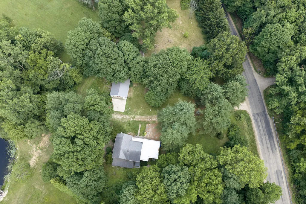 11218 N River Road Constantine Township MI 49042