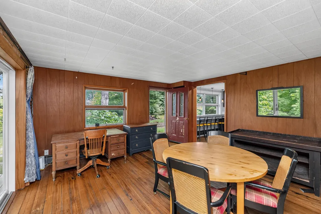 11218 N River Road Constantine Township MI 49042