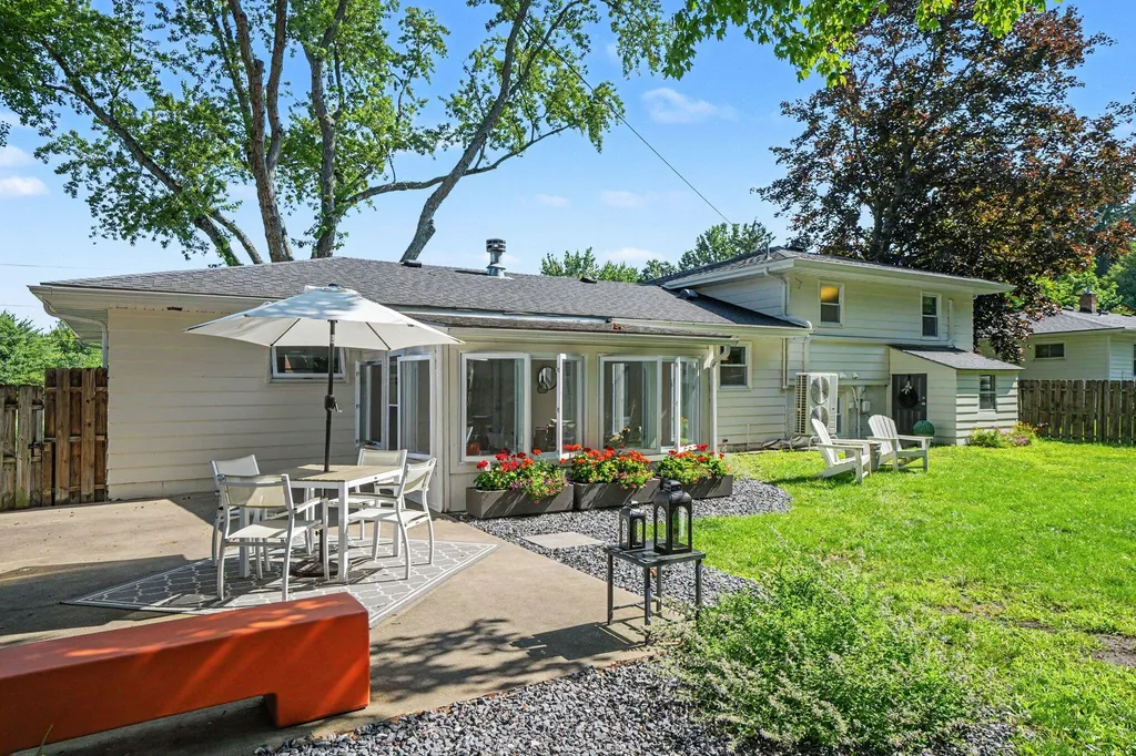 6484 Sawyer Road Chikaming Township MI 49125