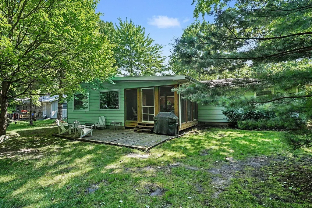 15972 Prusa Road Chikaming Township MI 49129