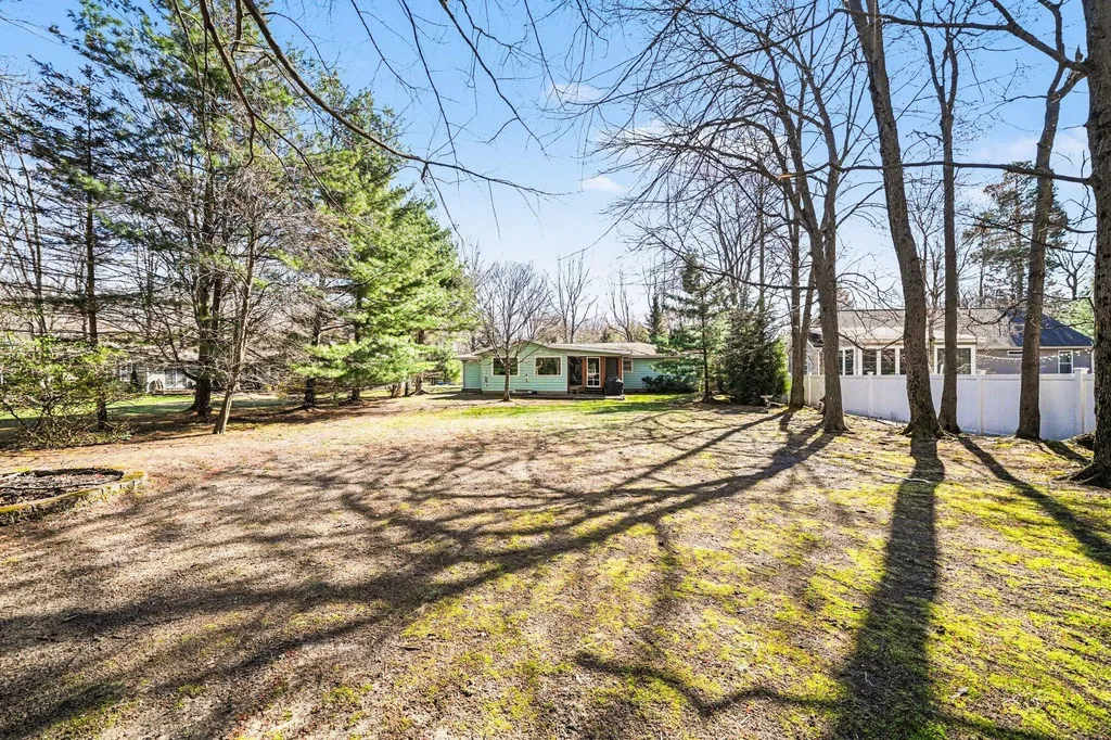 15972 Prusa Road Chikaming Township MI 49129
