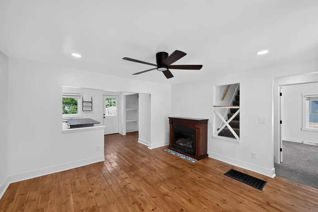 314 Magnolia Street Three Oaks Village MI 49128