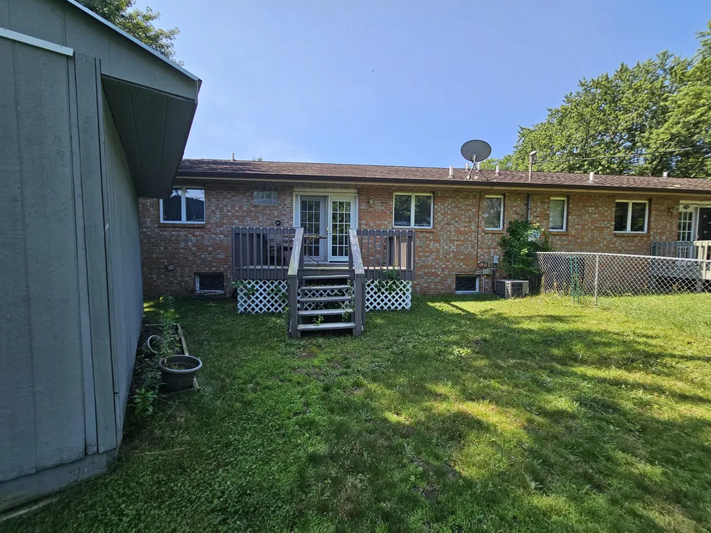 1605 &1609 Pheasant Run Baroda Village MI 49101