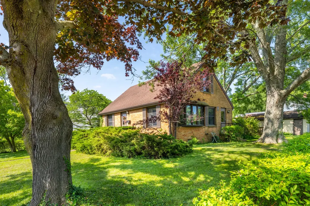 2308 Coles Avenue St. Joseph City MI 49085