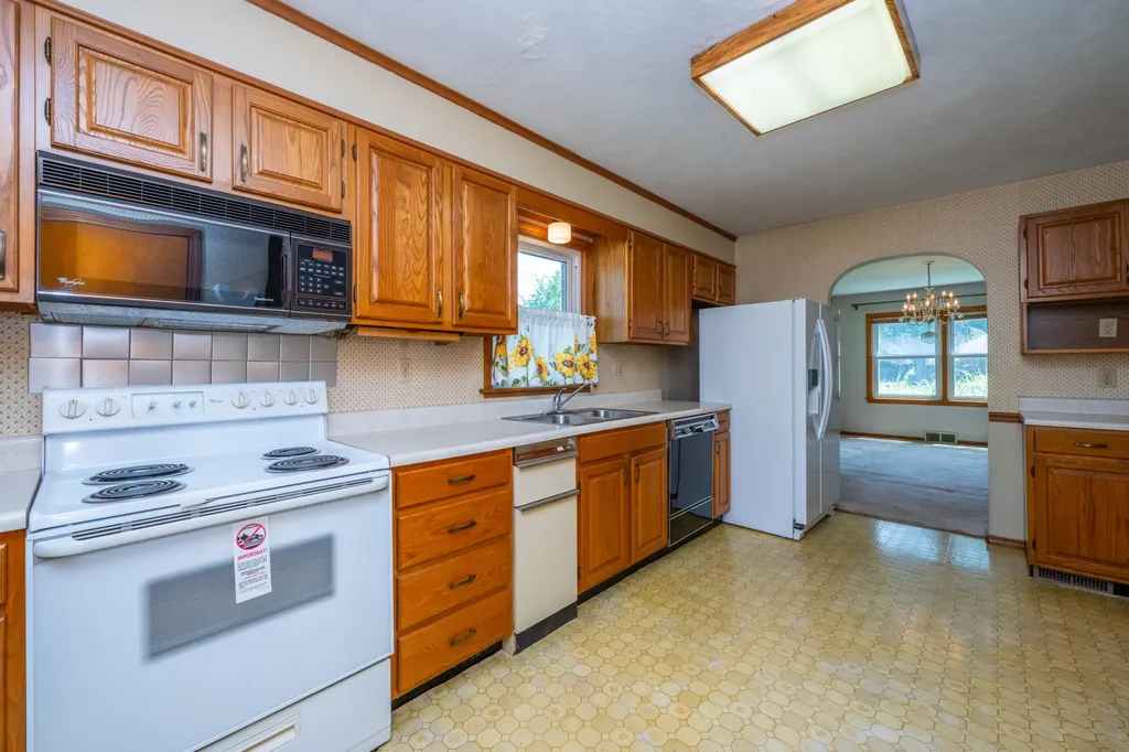 545 Western Avenue St. Joseph Charter Township MI 49022