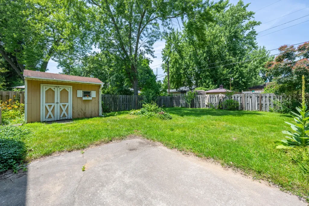 545 Western Avenue St. Joseph Charter Township MI 49022