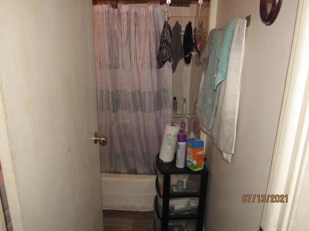 687 Mcguigan Avenue Benton Harbor City MI 49022