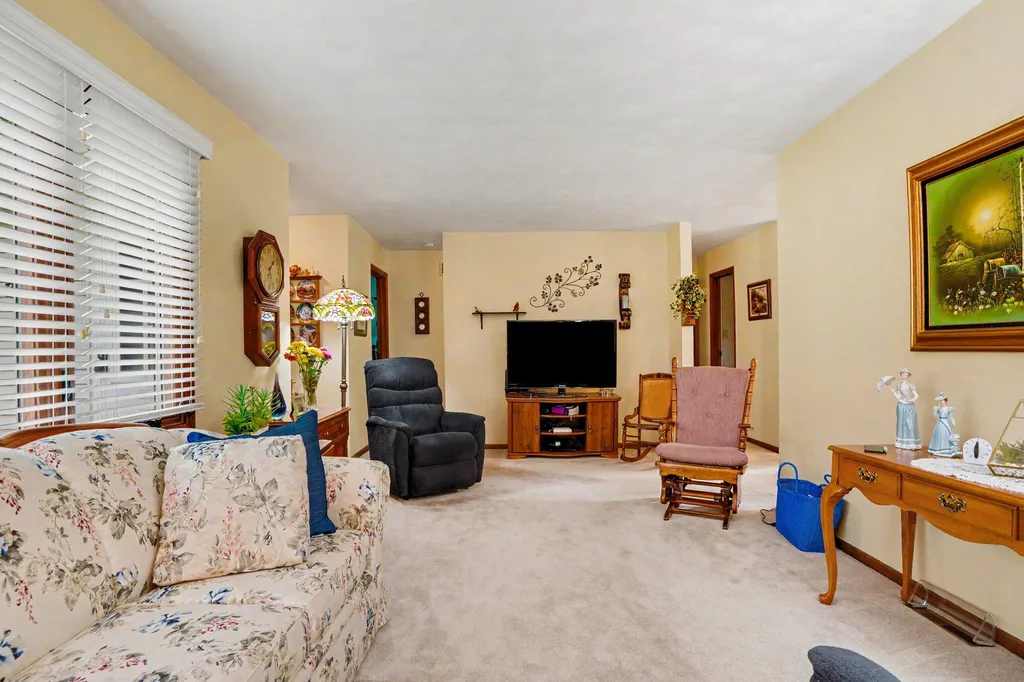 71323 Merle Street Ontwa Township MI 49112