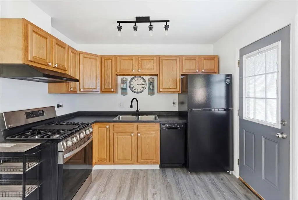 203 S Clinton Street New Buffalo City MI 49117