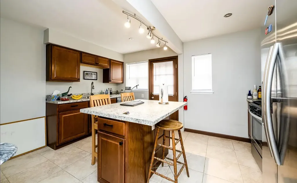 934 Michigan Avenue St. Joseph City MI 49085